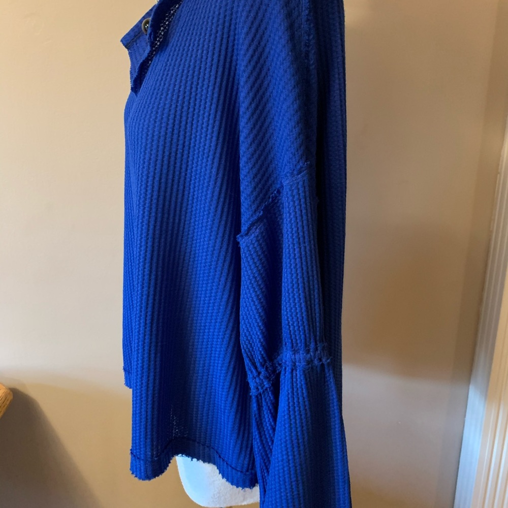 2 for $20🍒 ❤️Fun Royal Blue Top❤️ - Picture 10 of 12